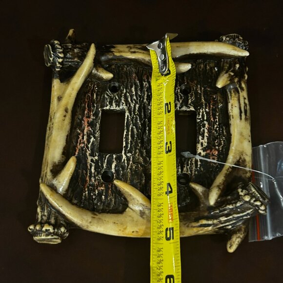 NWT Set of 3 Faux Deer Antler Light Switch Plate Covers - Picture 4 of 12